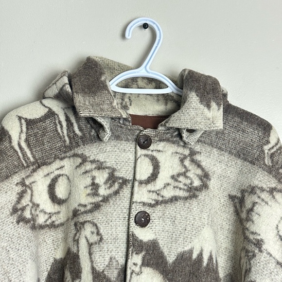 Vintage Handmade Cadena Hooded Jacket L/XL | Cozy Animal Print | Heavy Wool Feel - Picture 2 of 6